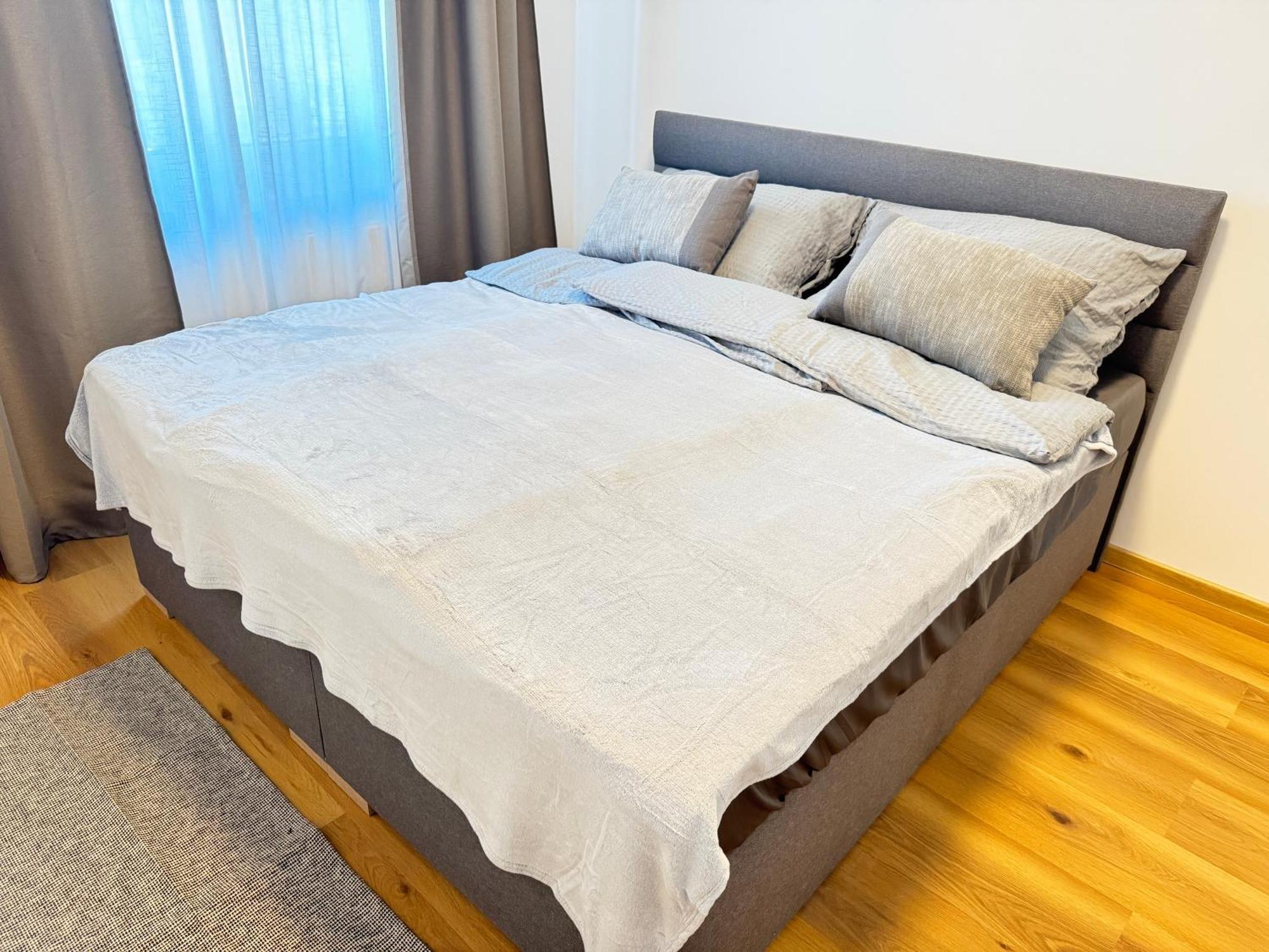 Riverside Apartment Praha Экстерьер фото